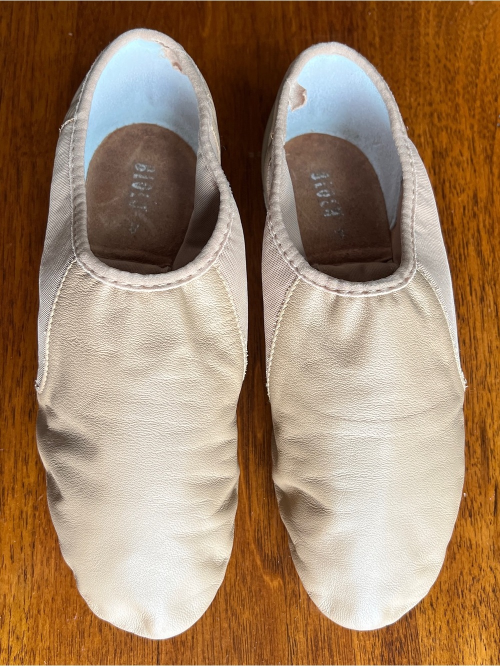 Bloch Neo Flex Womens Size 8 Tan Leather Slip On Dance Jazz Shoes